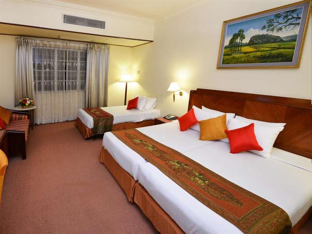 Holiday Villa Hotel City Centre 金边 外观 照片