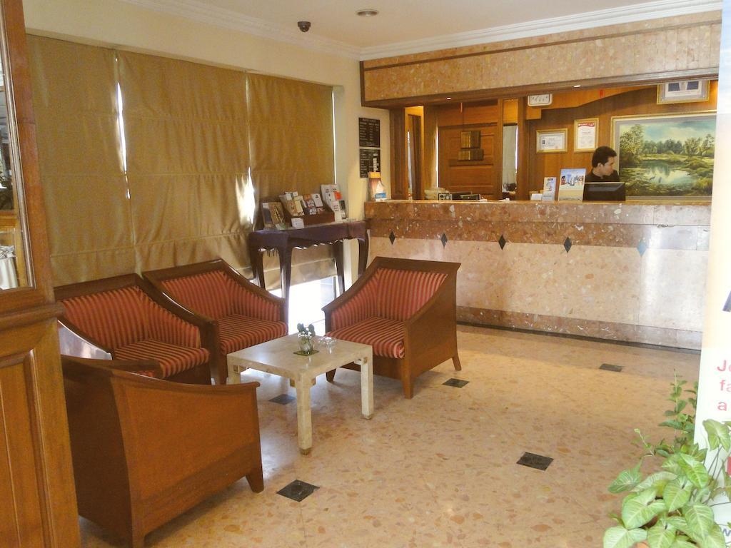 Holiday Villa Hotel City Centre 金边 外观 照片