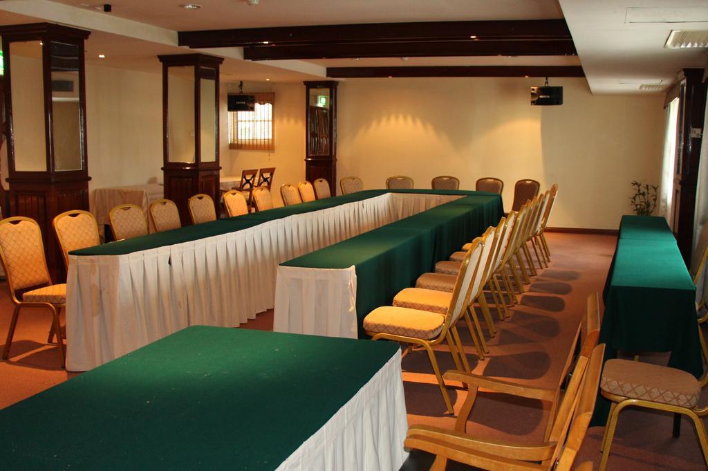 Holiday Villa Hotel City Centre 金边 外观 照片